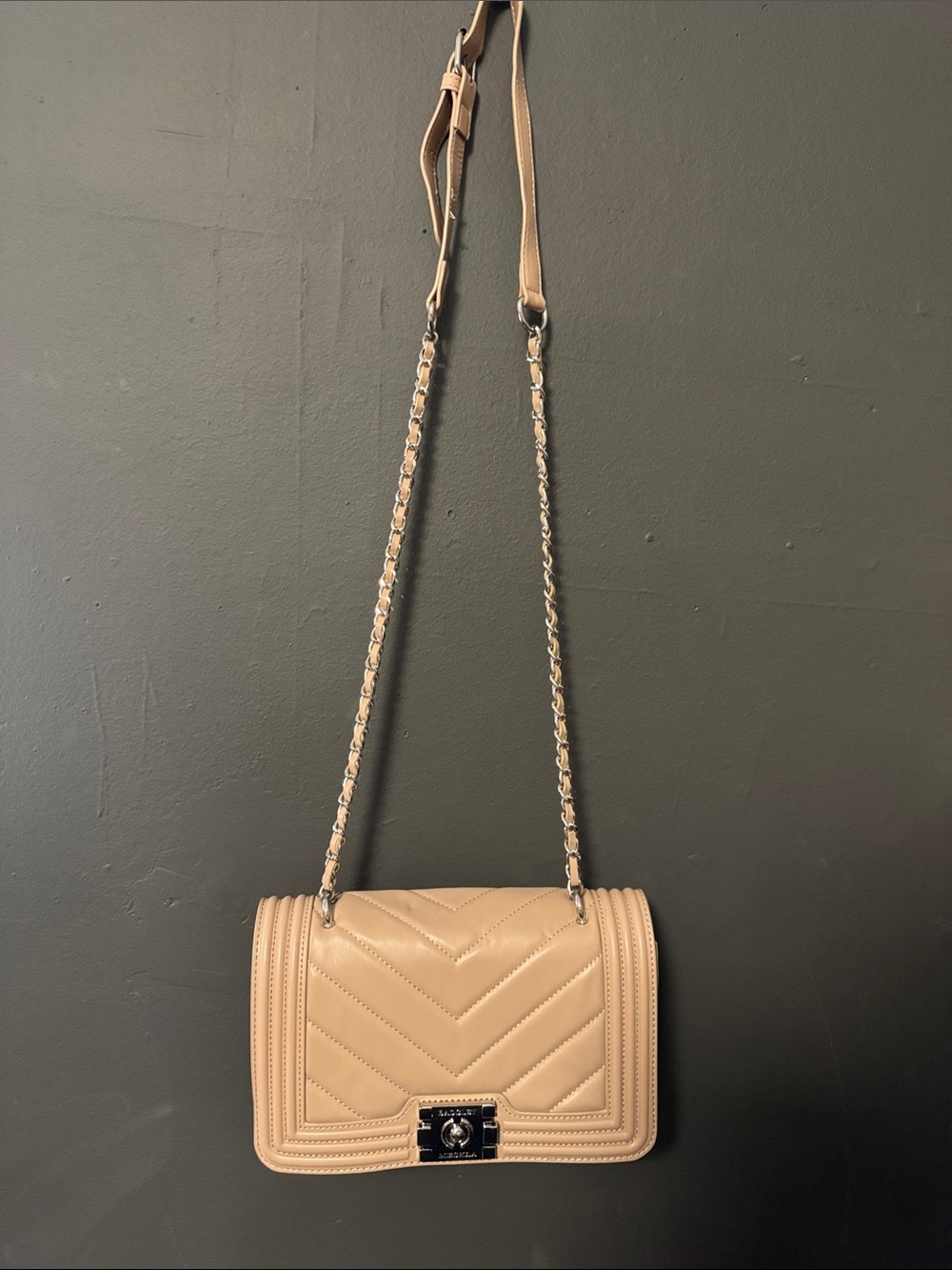NWT‼️Taupe BADGLEY MISCHKA